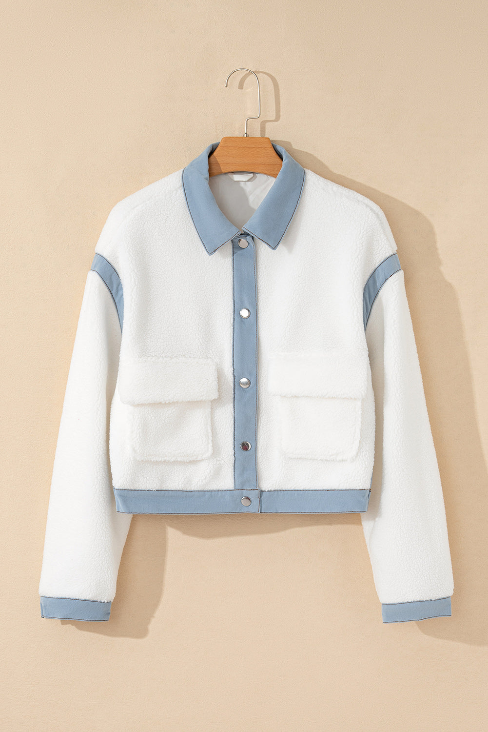 Contrast Trim Buttoned Jacket