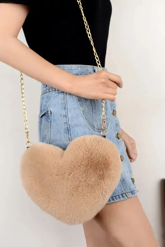 Heart Shaped Faux Fur Crossbody Wallet