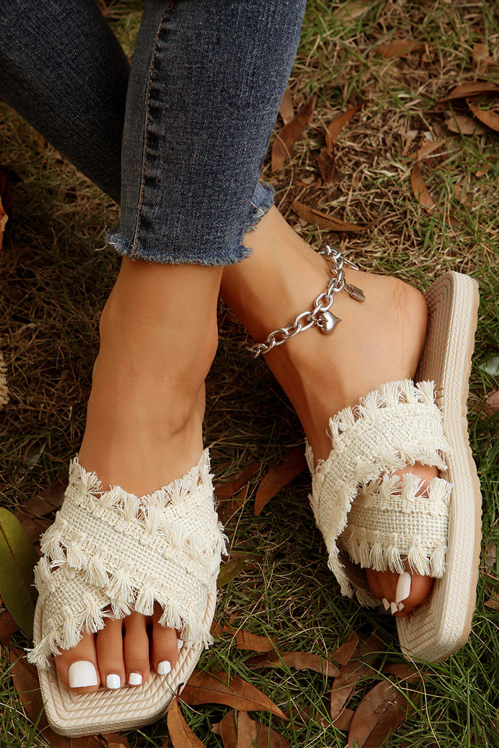 Woven Crossed Flat Slippers